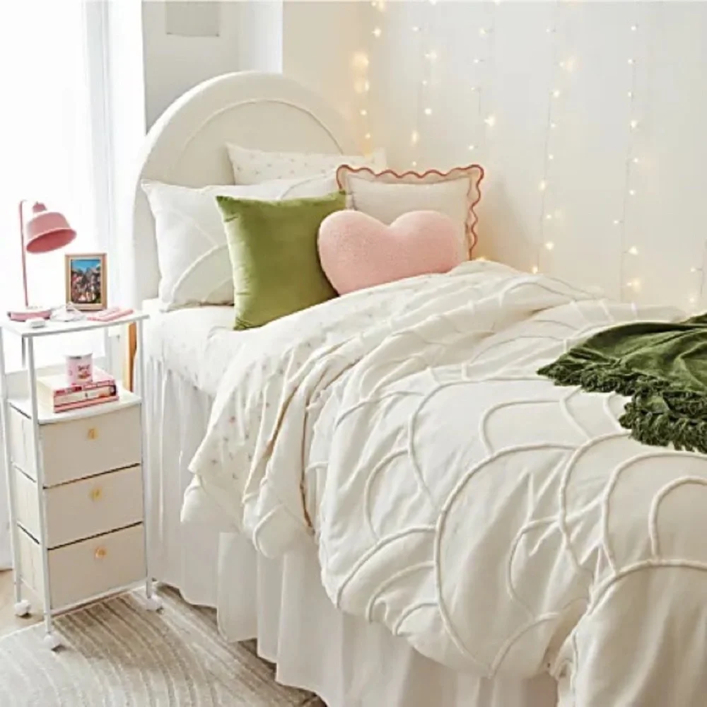 Dormify Andie Arched Tufted Comforter & Sham Set Size Twin / Twin XL
